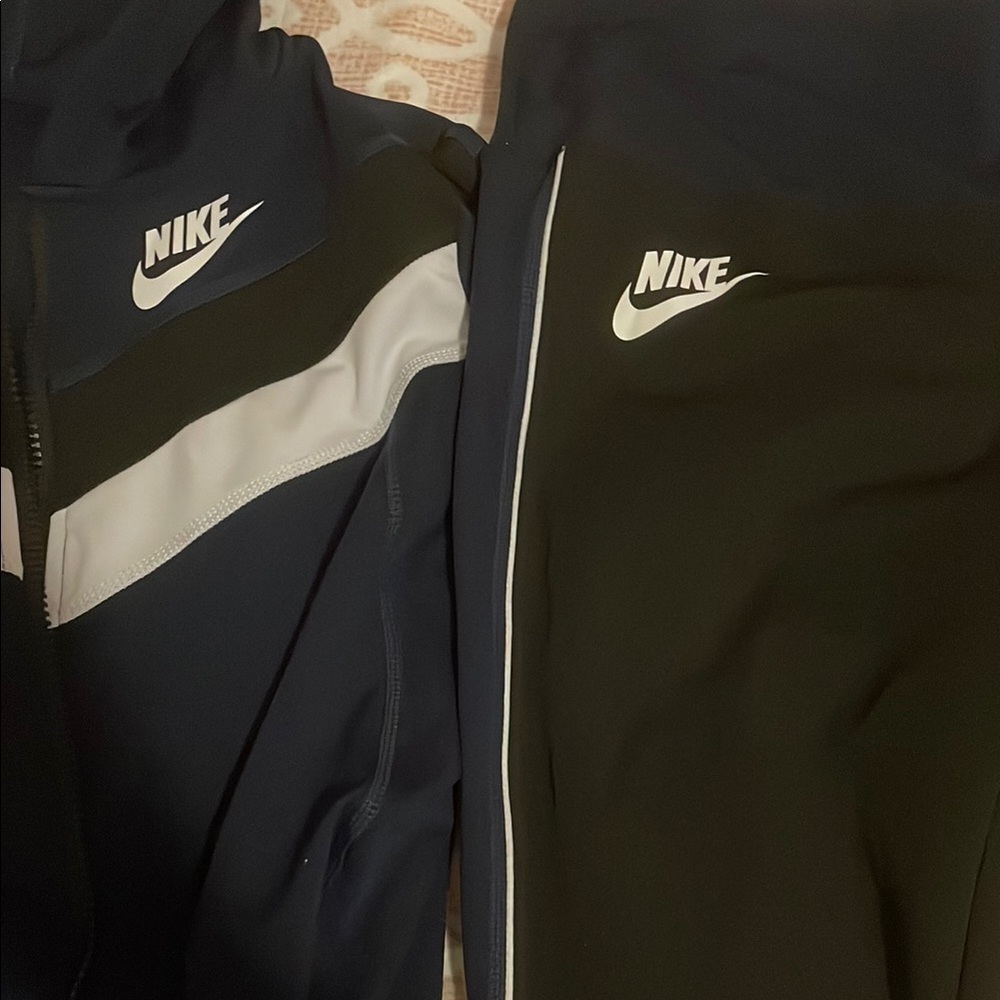 Nike Black and Blue Sweatpants Athletic Fit